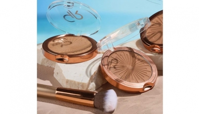 Sun Bright Bronzer Powder İle Doğal Işıltılı ve Çarpıcı Bir Görünüm Elde Edin!