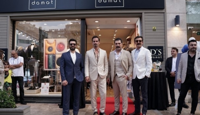 Ünlü Dostlar D'S Damat Styling Günlerinde Buluştu!